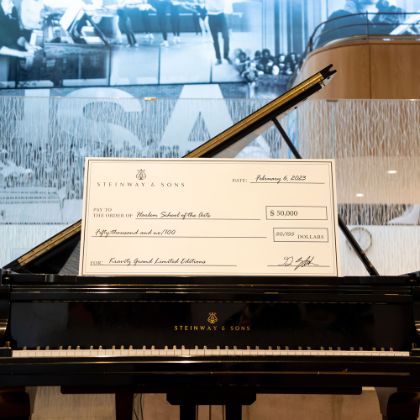 Lenny kravitz shop steinway piano